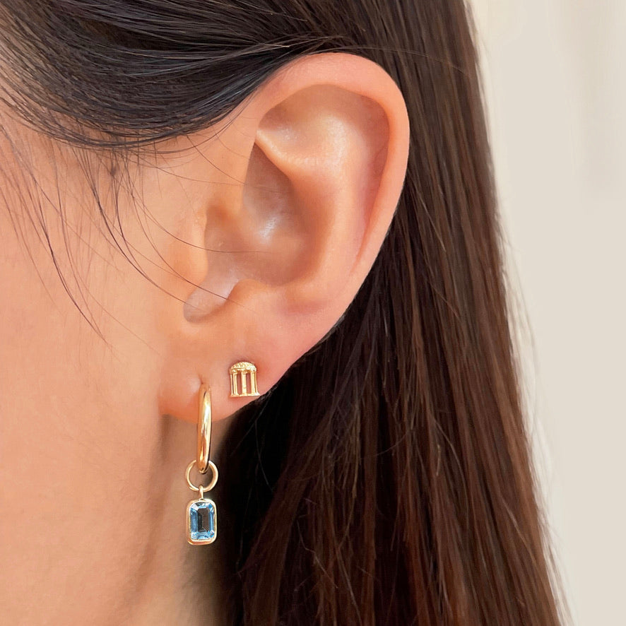 UNC Old Well Mini U Earring Bundle on figure