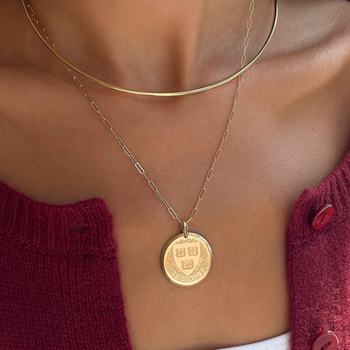 Harvard Florentine Pendant on figure