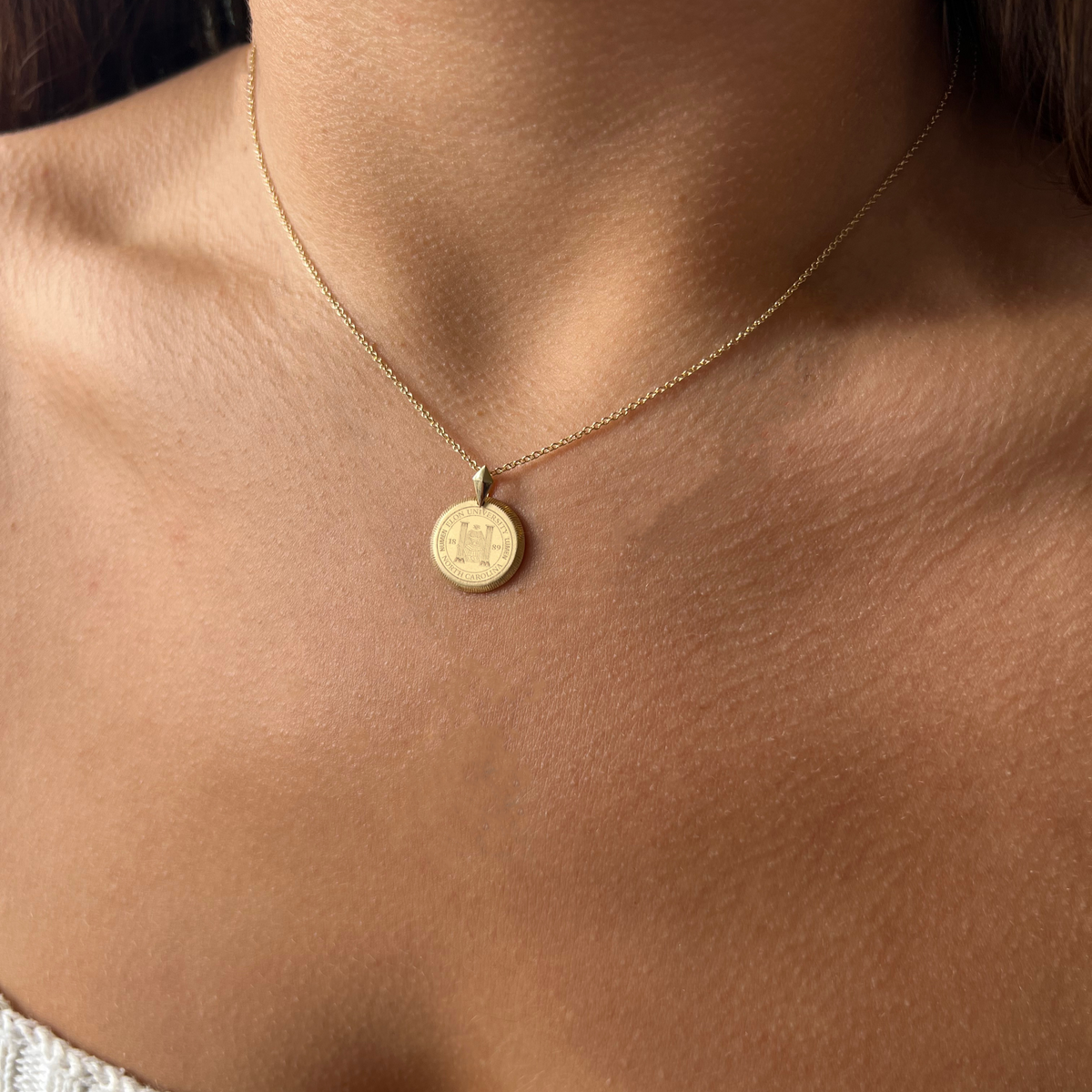 Elon Florentine Pendant