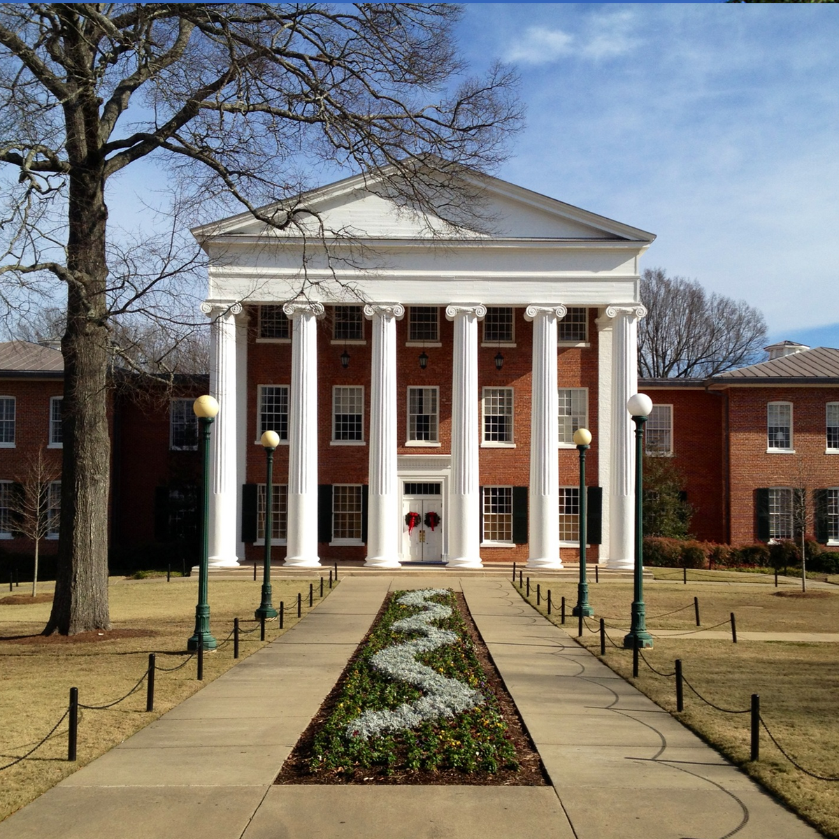 Ole Miss Lyceum Lapel Pin