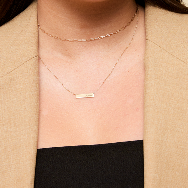 Texas A&M Gig Em Horizontal Bar Necklace shown on figure in gold with Link Chain Choker