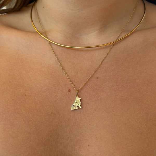 Texas A&M Reveille Charm shown on figure in gold on Cable Chain with Neck Collar in gold